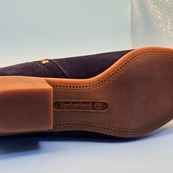 Timberland - Low Boot w/ Zipper and Heel - Like NEW - Picture 5 of 6